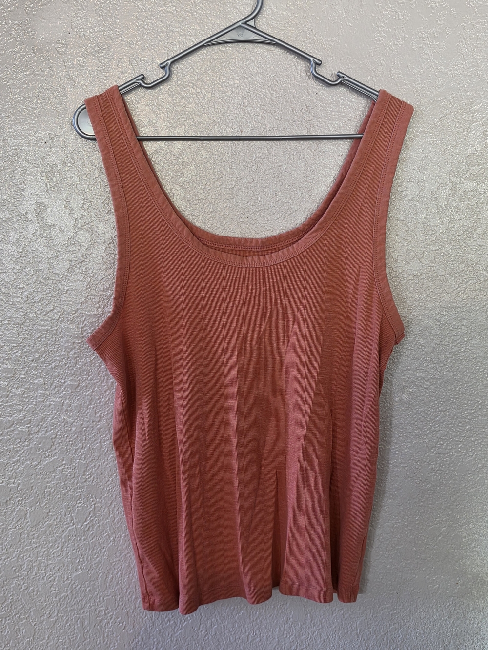 Universal Thread Scoop Neck Tank Top